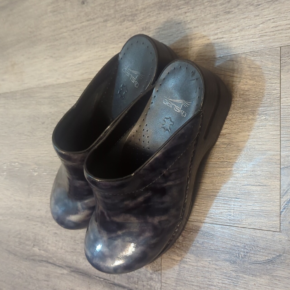 Dansko Clogs - Picture 3 of 8